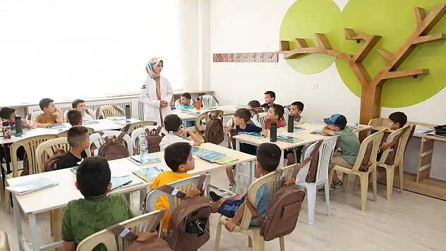 Genç KOMEK Yaz Okulu heyecanı başladı