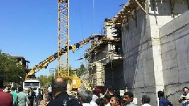 AVM inşaatında göçük: 2 yaralı