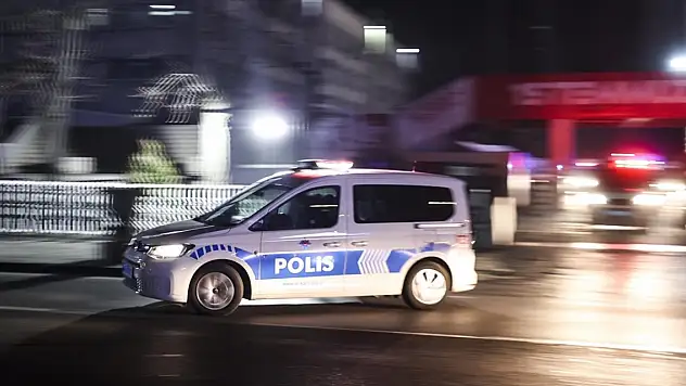 Provokatif paylaşım yapıp, izinsiz toplanan 10 kişi tutuklandı