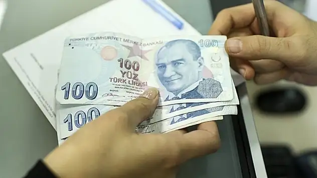En düşük emekli maaşı resmen 12 bin 500 liraya yükseldi