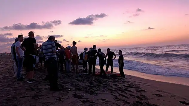 Sakarya'da yasağa rağmen denize giren iki kişi boğuldu