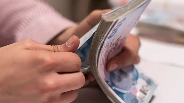 En düşük emekli maaşına zam kararı