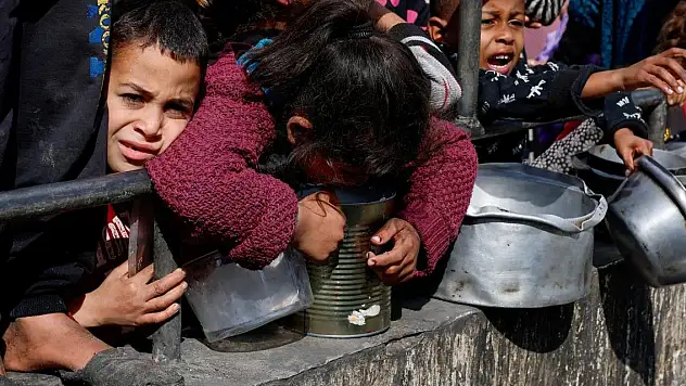 BM: Kıtlık Gazze'nin tamamına yayıldı