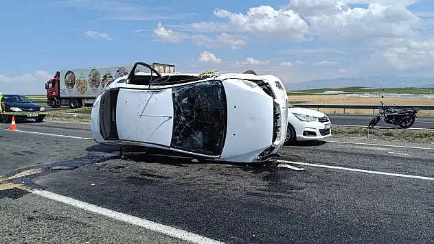 Niğde'de otomobil devrildi sürücü ve eşi öldü