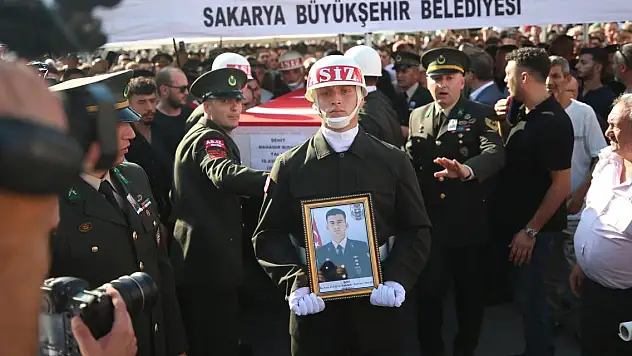 Şehit Astsubay Kıdemli Çavuş Talay son yolculuğuna uğurlandı