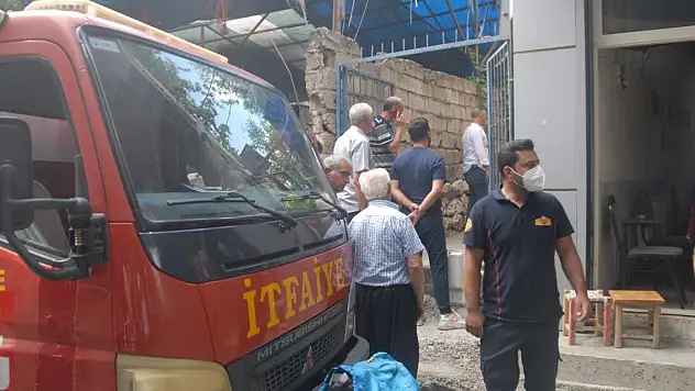 Kötü koku yayılan evde ölü bulundu 4 gün önce hayatını kaybetmiş