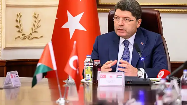 Bakan Tunç: Filistin'in savunucusu olmaya devam edeceğiz