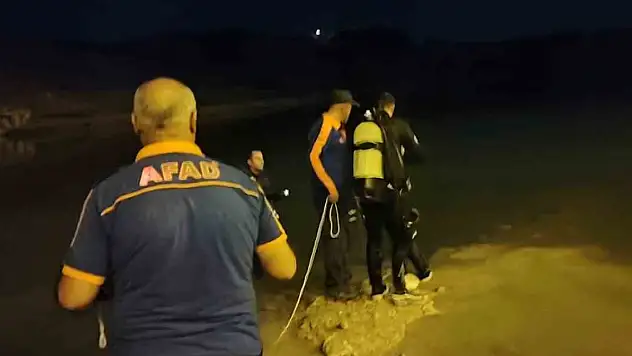 Serinlemek için girdiği Dicle Nehri'nde boğuldu