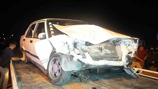 Otomobil ile üç tekerlekli motosiklet çarpıştı: 6 yaralı