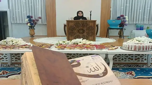 13 yaşında... Kur'an-ı Kerimi bir günde ezbere hatmetti