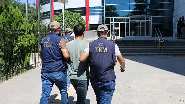 DEM Parti ilçe başkanı gözaltına alındı