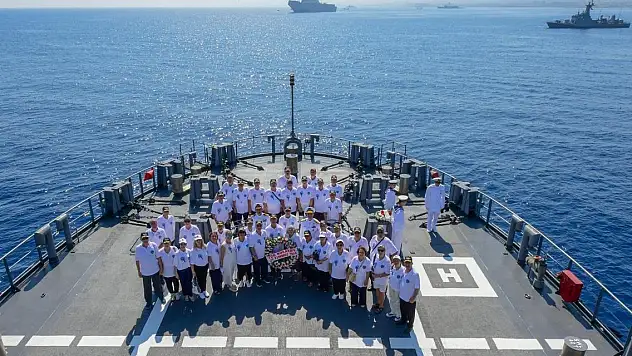 MSB, Kocatepe Şehitlerini Anma ve Denize Çelenk Atma Töreni düzenledi