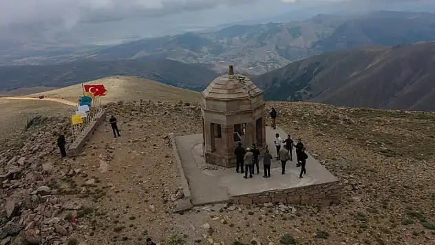 Kösedağ Savaşı şehitleri anıldı