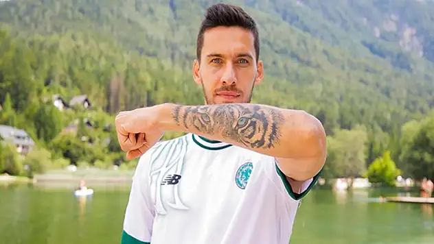 Konyaspor, Umut Nayir'i resmen açıkladı