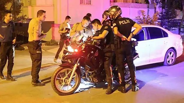 Kurusıkı tabancayla yakalanan şahıs gözaltına alındı