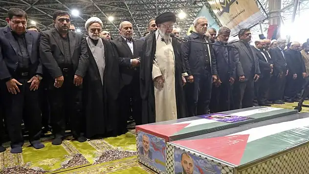 Haniye için ilk cenaze töreni Tahran'da yapılıyor