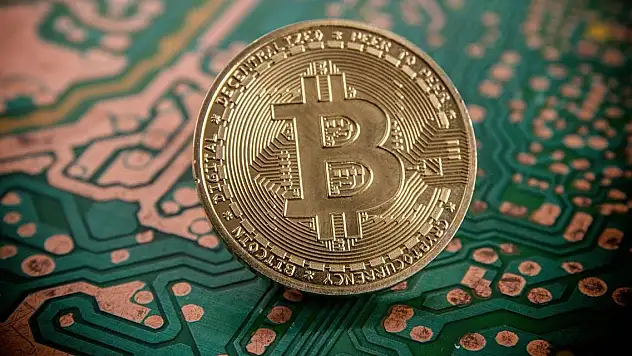 Bitcoin'in fiyatı 64 bin doların altına düştü