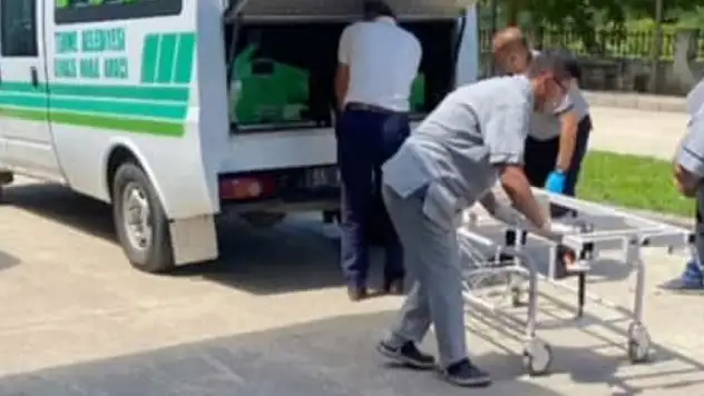 Ağabeyinin eşini 17 yerinden bıçaklayarak öldürdü