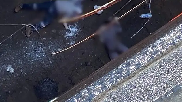 İşçilerin bulunduğu platform koptu: 2 ölü