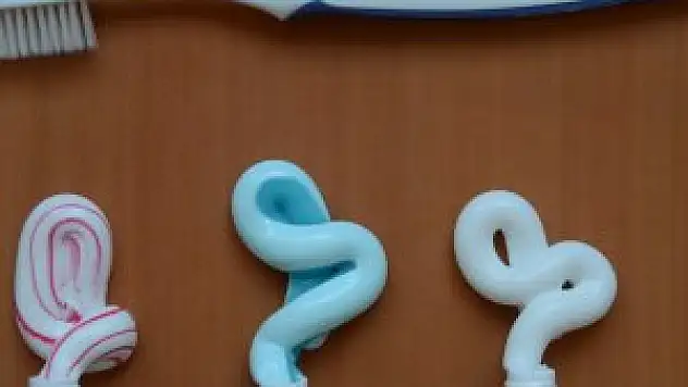 Sokakta ucuza satılan diş macunlarına dikkat
