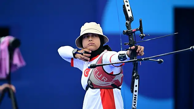 Milli okçu Berra Elif Gökkır Paris 2024 Olimpiyat Oyunlarına veda etti