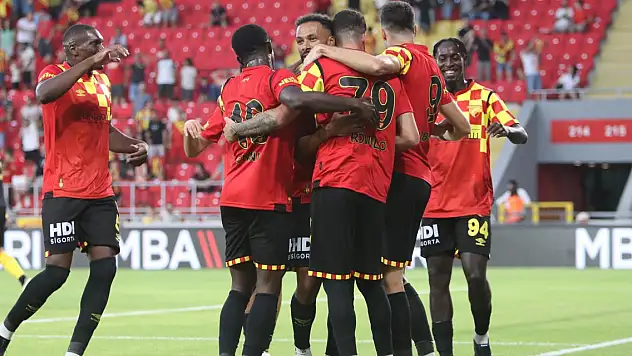 Göztepe, hazırlık maçında Kayserispor'u 2-0 mağlup etti