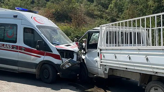 Bursa'da off-road aracı uçuruma düştü