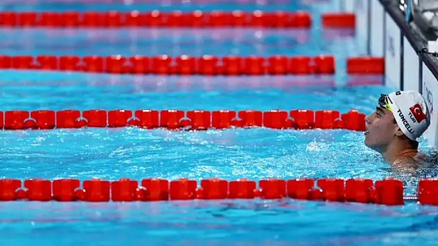 Yüzmede tarihi başarı