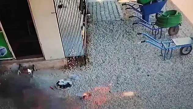 Robot süpürge alev aldı sonra bomba gibi patladı