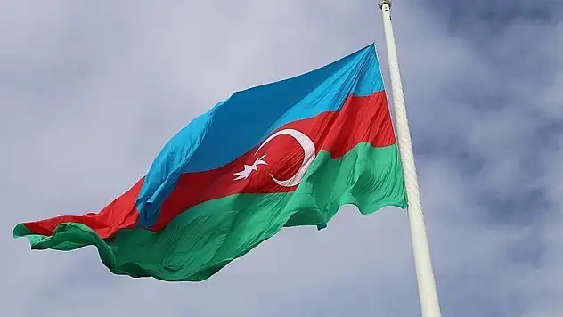 Azerbaycan'dan vatandaşlarına seyahat uyarısı