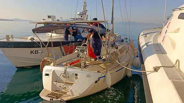 Aydın'da yelkenli teknedeki düzensiz göçmenler kurtarıldı