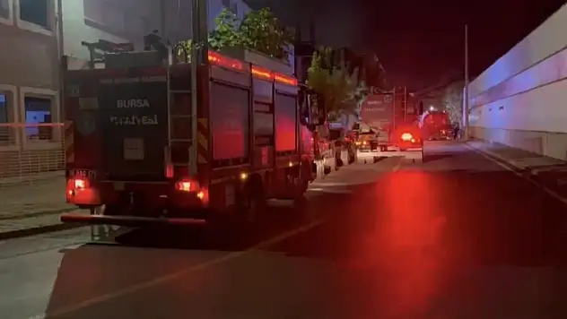 Bursa'da tekstil fabrikasında korkutan yangın