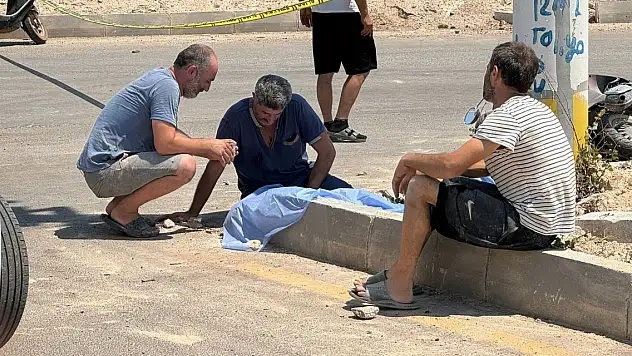 14 yaşındaki genç motosikletli kazada öldü, ailesi cenazesi başında gözyaşı döktü