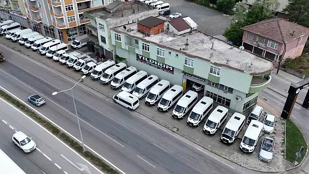 150 oto galericisiyle bu ilçe, Türkiye'nin ticari araç merkezi