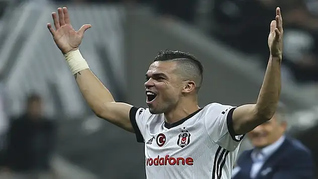 Eski Beşiktaşlı futbolcu Pepe, 41 yaşında futbolu bıraktı