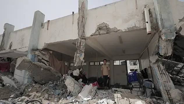 AB ve BM'den İsrail'in Gazze'deki okul saldırısına tepki