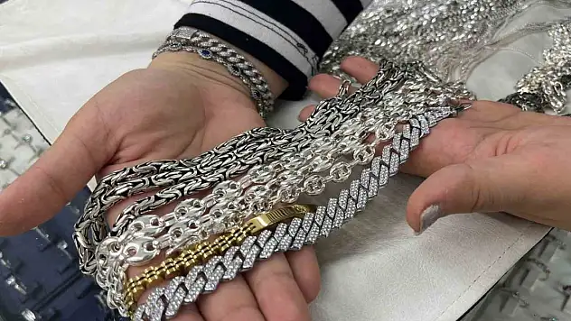Gurbetçiler gümüşe yoğun ilgi gösteriyor
