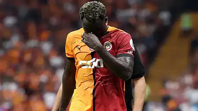 Galatasaray'da Davinson Sanchez depremi! Resmen açıklandı