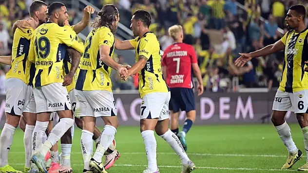 Fenerbahçe, Şampiyonlar Ligi'ne veda etti! Lille, Kadıköy'den turla ayrıldı