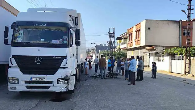 Hatay'da motosiklet tırla çarpıştı: 1 ölü
