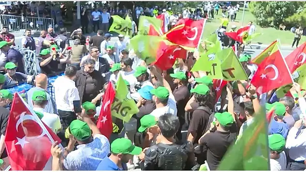 Martı TAG'dan paylaşımlı yolculuk yönetmeliği için 376 bin dilekçe