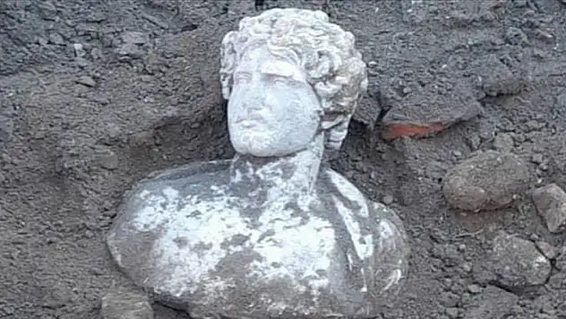 Düzce'de İmparator Hadrian dönemine ait büst bulundu