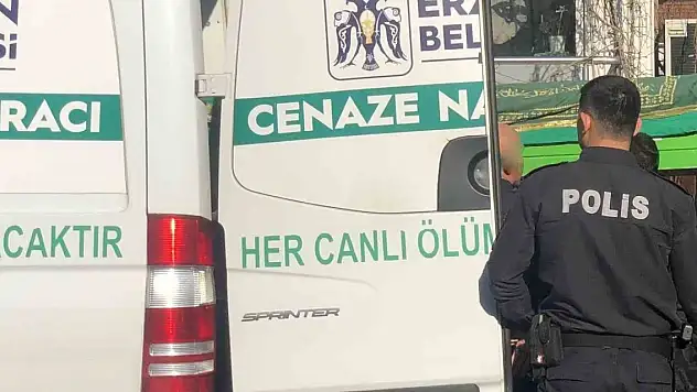 Araç içerisinde kalp krizi geçiren kamyon sürücüsü vefat etti
