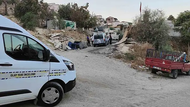 Bahçesini temizlerken akımla hayatını kaybetti