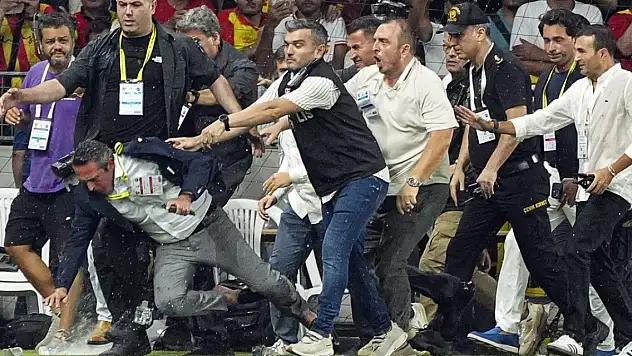 Fenerbahçe'den Göztepe maçında yaşanan olaylara yönelik açıklama