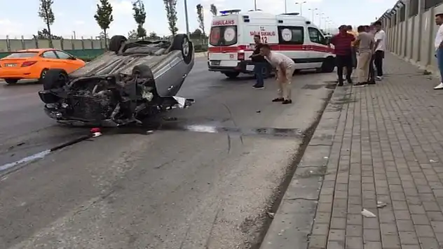 Sürücüsünün kontrolünden çıkan otomobil takla attı: 1 ölü, 1 yaralı