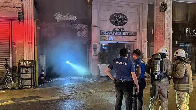 Son Dakika! Beyoğlu'nda otelde yangın