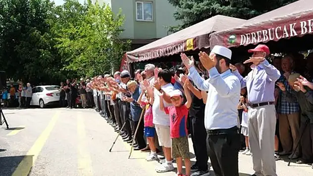 Derebucak'ta yağmur duası yapıldı