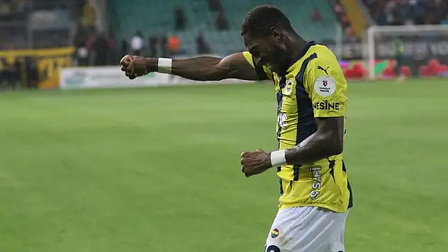 Fenerbahçeli futbolcu Fred: Önümüzde gidilecek uzun bir sezon var