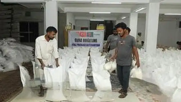 AFAD'dan Bangladeş'te selden etkilenenlere insani yardım